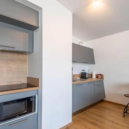 Smartstay Charlotte Perriand - Proche Lac *